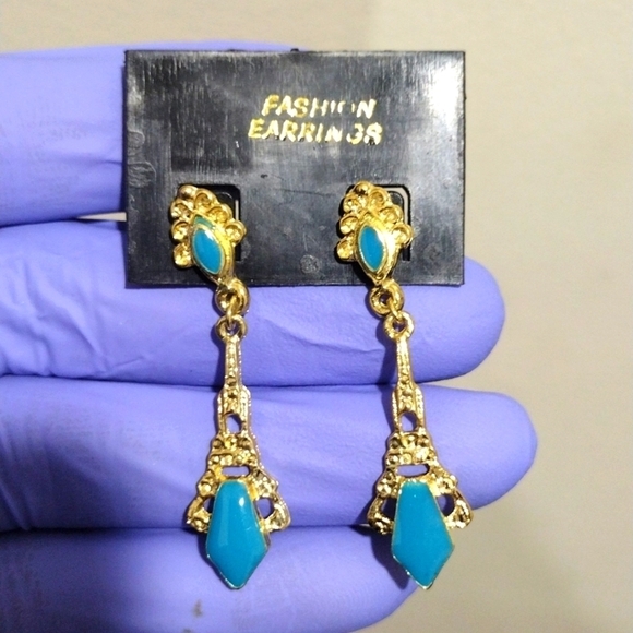 Women's Stylish Gold-tone Filigree Turquoise Color Stone Drop Dangle Earrings - Picture 1 of 5